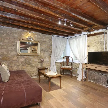 Vilă Kostadaras Old Stone House Afytos